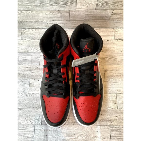 Nike Air Jordan Retro 1 Mid Banned Basketball Shoes Size 12